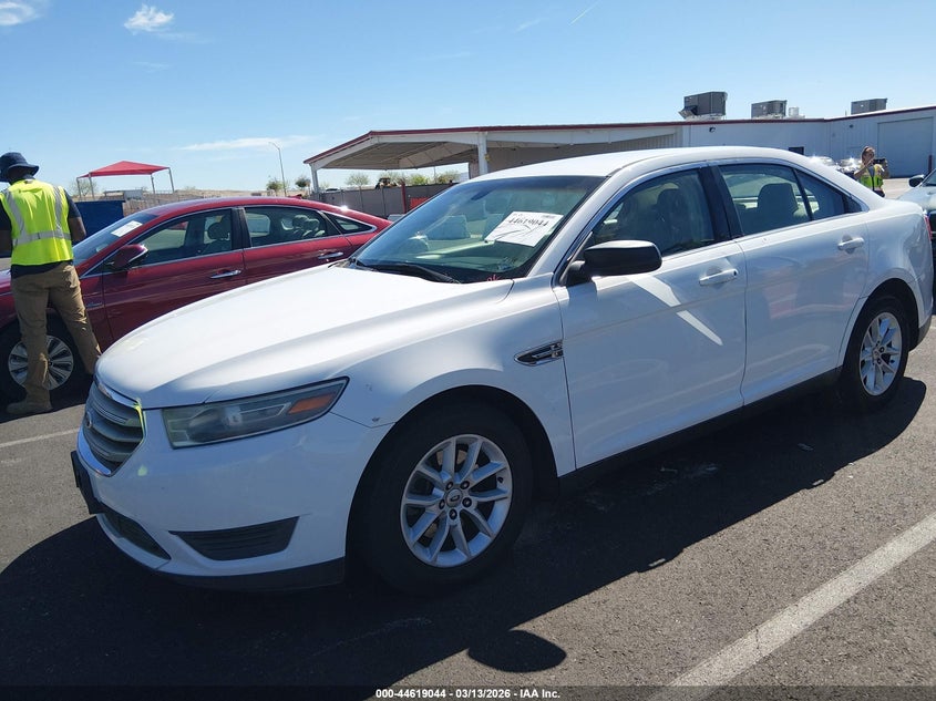 2013 Ford Taurus Se