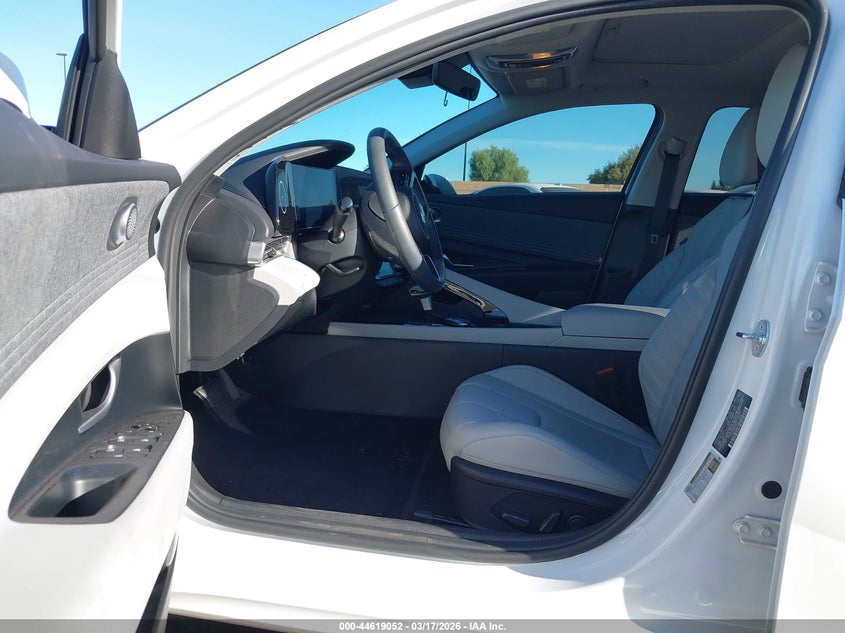 2024 Hyundai Elantra Limited