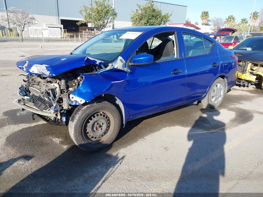 2016 Nissan Versa 1.6 S+