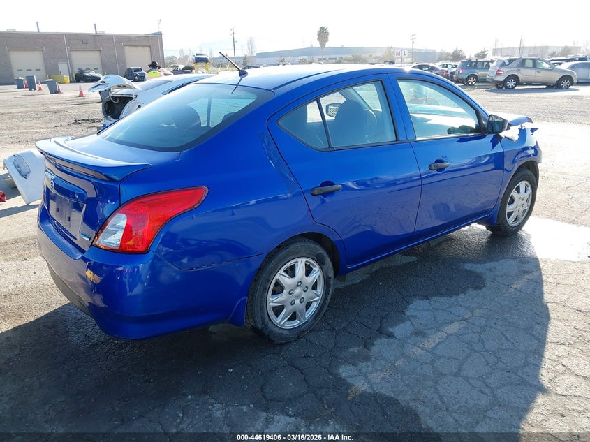 2016 Nissan Versa 1.6 S+