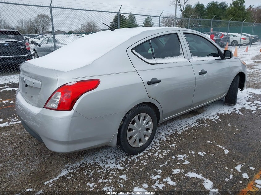 2015 Nissan Versa 1.6 S