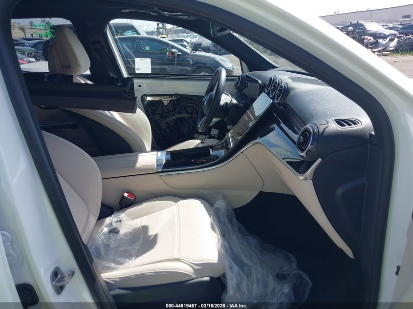 2025 Mercedes-Benz Glc 300 Suv