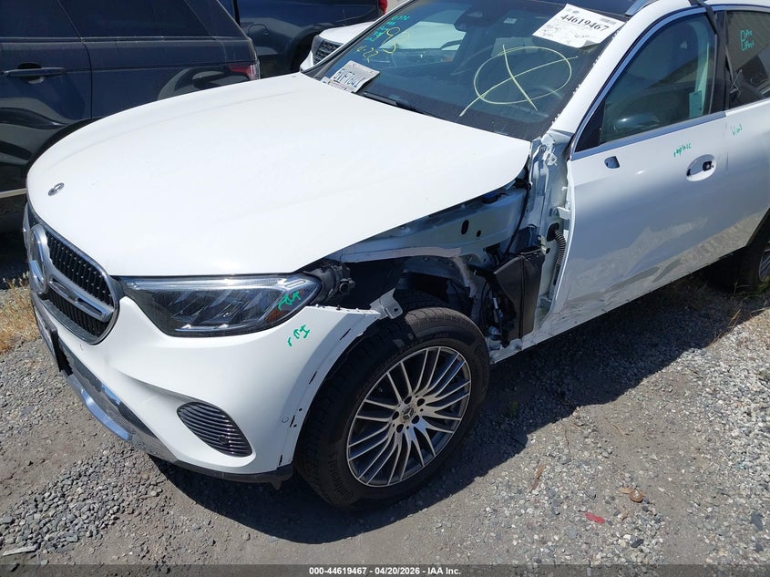 2025 Mercedes-Benz Glc 300 Suv