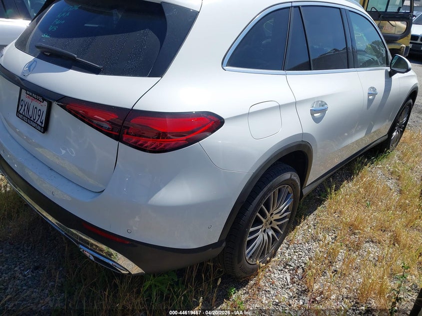 2025 Mercedes-Benz Glc 300 Suv