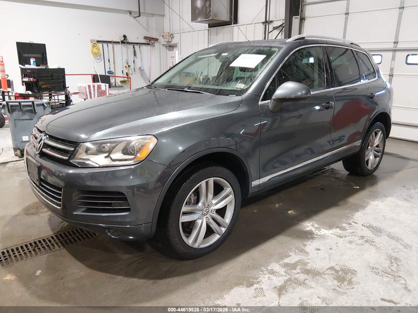 2012 Volkswagen Touareg Tdi Executive/Tdi Lux/Tdi Sport