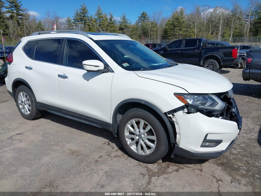 2017 Nissan Rogue Sv