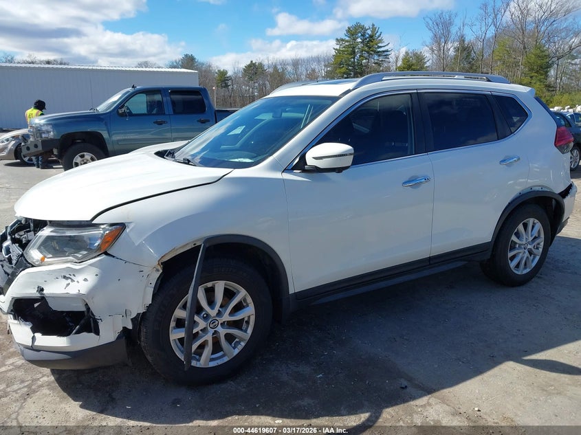 2017 Nissan Rogue Sv