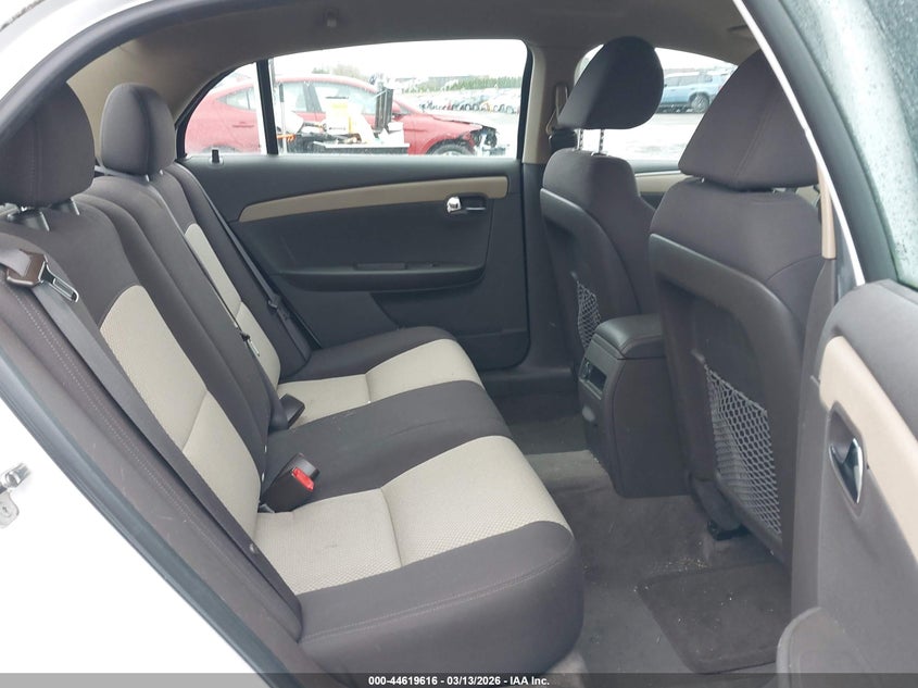 2011 CHEVROLET MALIBU auction photo 8