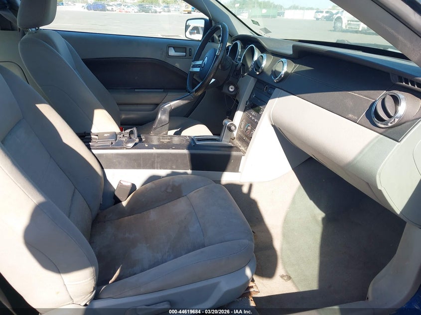 2008 Ford Mustang V6 Deluxe/V6 Premium