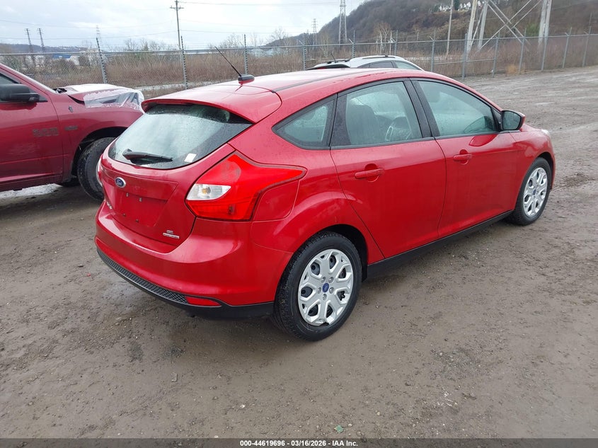 2012 Ford Focus 2.0 Se red Lot 111044619696 Vin 1FAHP3K23CL450426