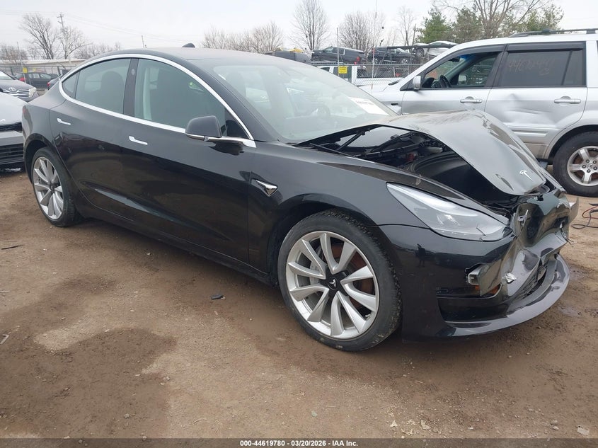 2018 Tesla Model 3 Long Range/Mid Range