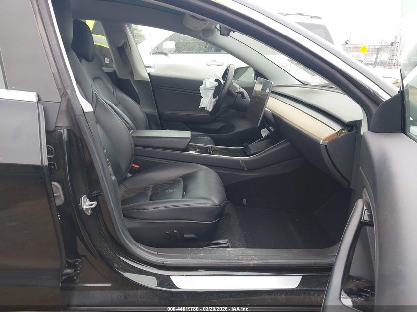 2018 Tesla Model 3 Long Range/Mid Range