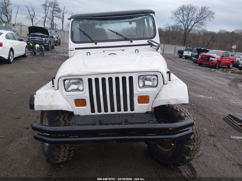 1989 Jeep Wrangler / Yj VIN: 2J4FY19E3KJ137359 Lot: 44619791