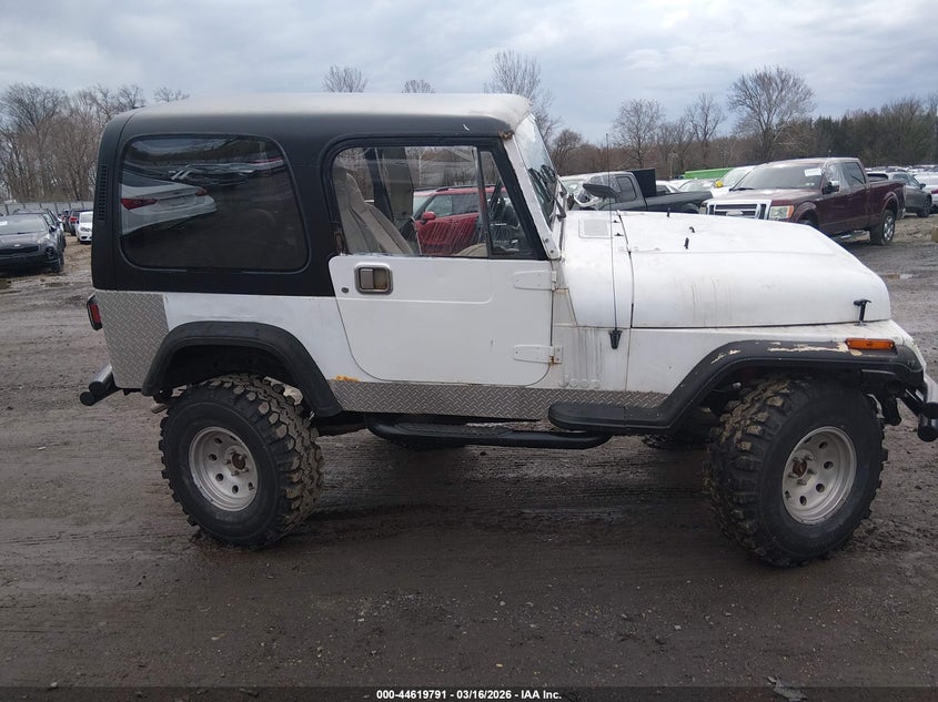 1989 Jeep Wrangler / Yj VIN: 2J4FY19E3KJ137359 Lot: 44619791