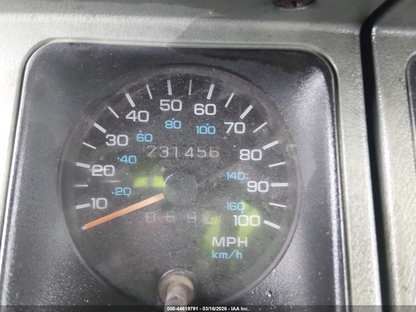 1989 Jeep Wrangler / Yj VIN: 2J4FY19E3KJ137359 Lot: 44619791