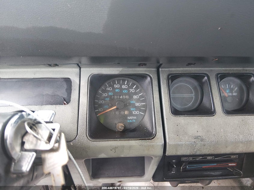 1989 Jeep Wrangler / Yj VIN: 2J4FY19E3KJ137359 Lot: 44619791