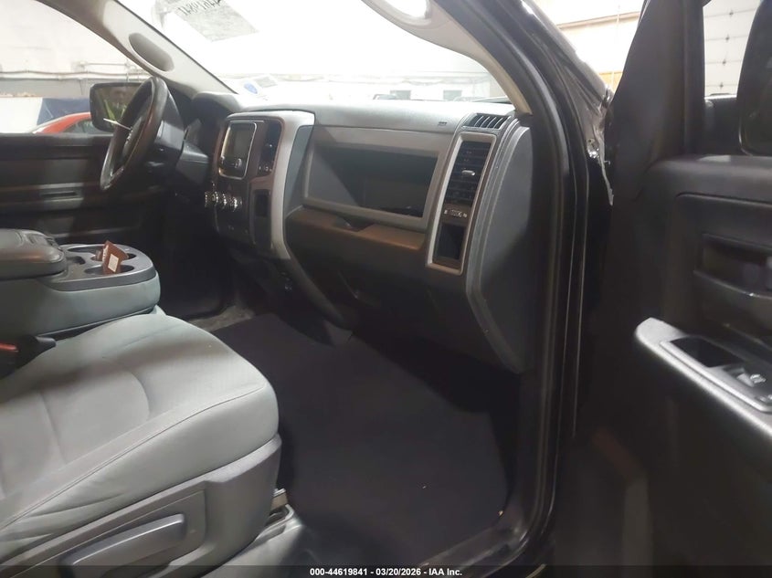 2017 Ram 1500 Tradesman 4X2 6'4 Box