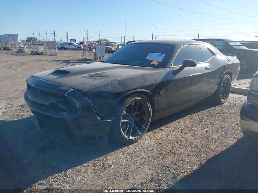 Vin: 2c3cdzfj7ph621428, lot: 45116857, dodge challenger r/t scat pack 20232