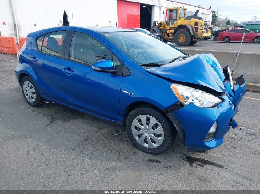 2014 Toyota Prius C Two