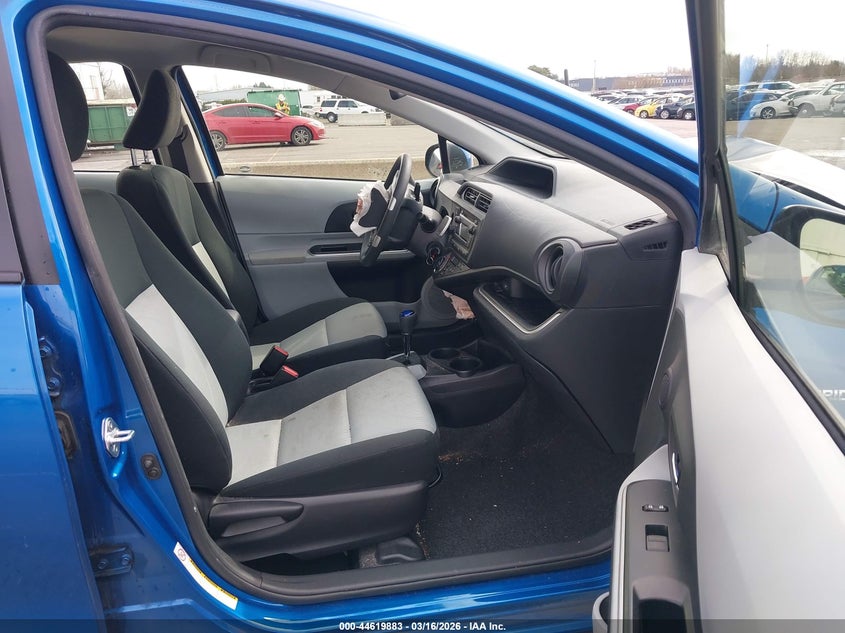 2014 Toyota Prius C Two