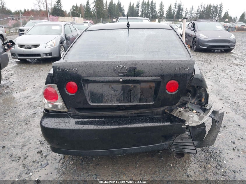 2001 Lexus Is 300 VIN: JTHBD182410031812 Lot: 44620011