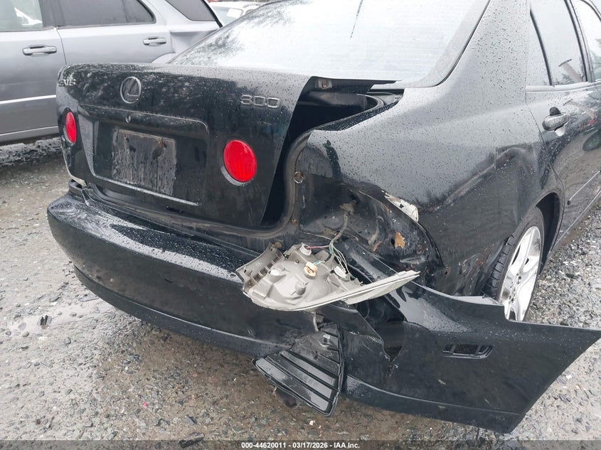 2001 Lexus Is 300 VIN: JTHBD182410031812 Lot: 44620011