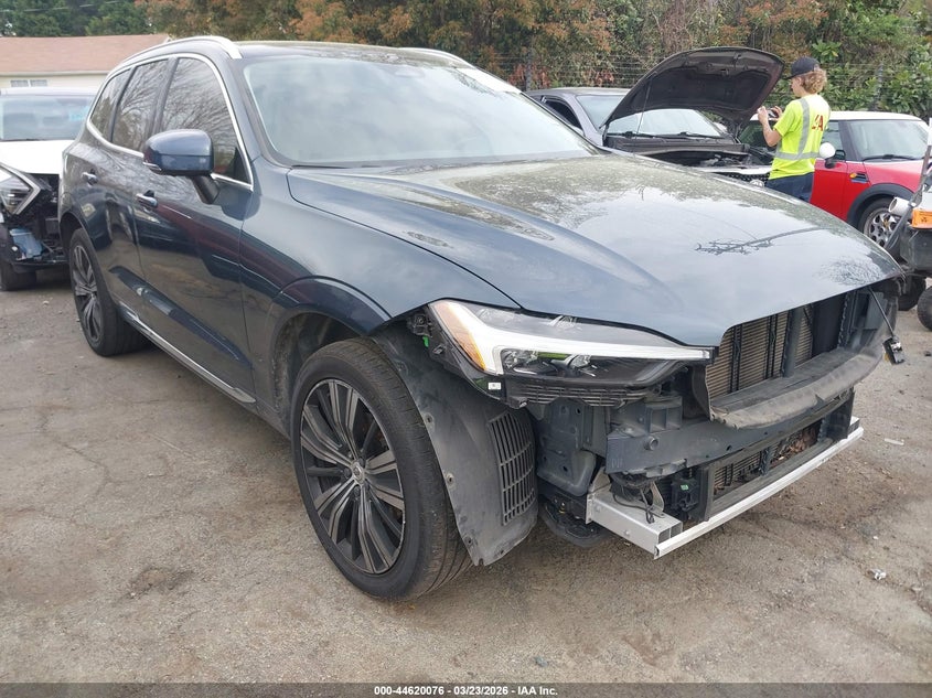 2023 Volvo Xc60 B5 Plus Bright Theme