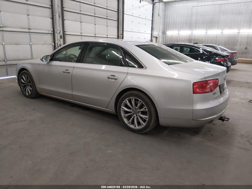 2012 AUDI A8 L auction photo 3