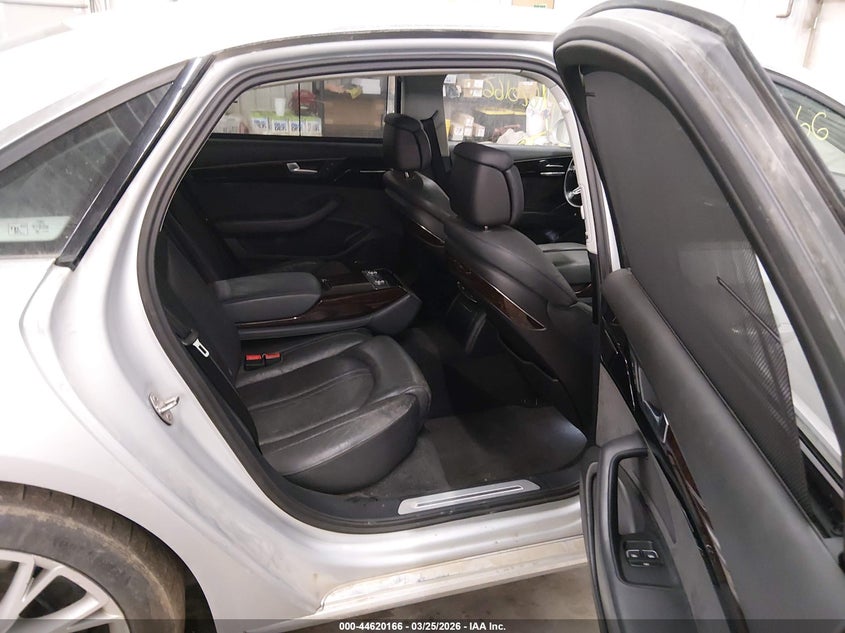 2012 AUDI A8 L auction photo 8
