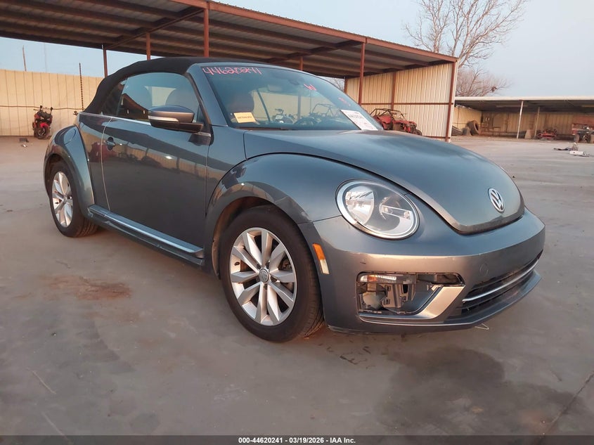 2017 Volkswagen Beetle #Pinkbeetle/1.8T Classic/1.8T S/1.8T Se/1.8T Sel