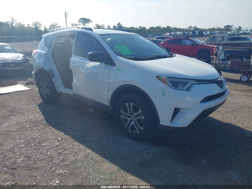 2018 TOYOTA RAV4 LE
