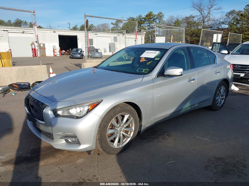 2015 Infiniti Q50 Premium