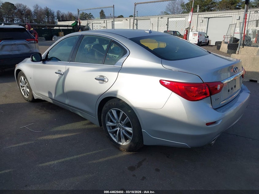 2015 Infiniti Q50 Premium