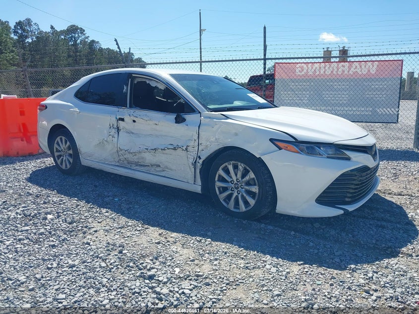 2020 Toyota Camry Le