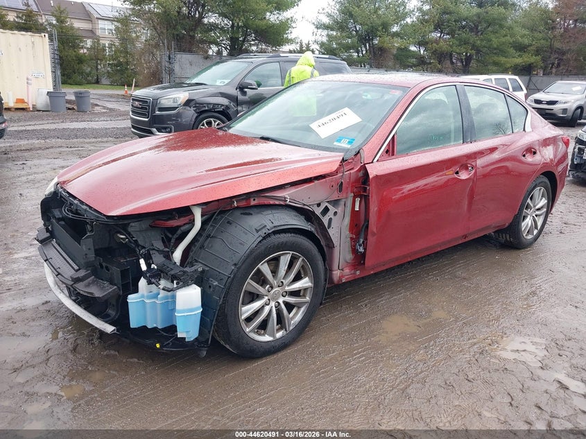 2014 Infiniti Q50 Premium