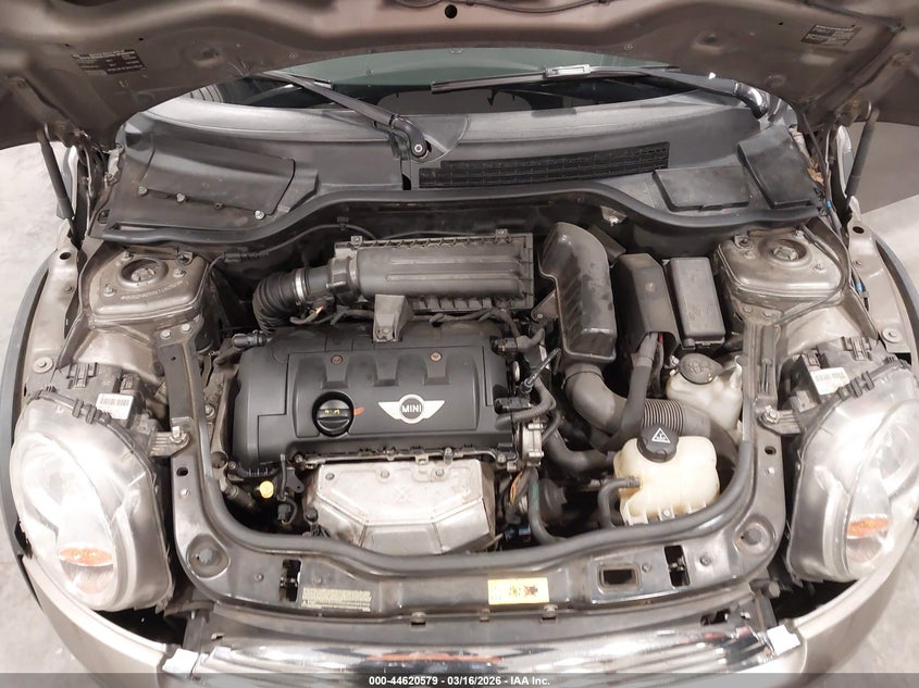 2014 Mini Clubman Cooper VIN: WMWZF3C59ET492531 Lot: 44620579