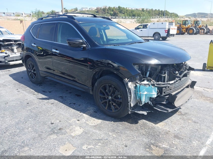2018 Nissan Rogue Sv
