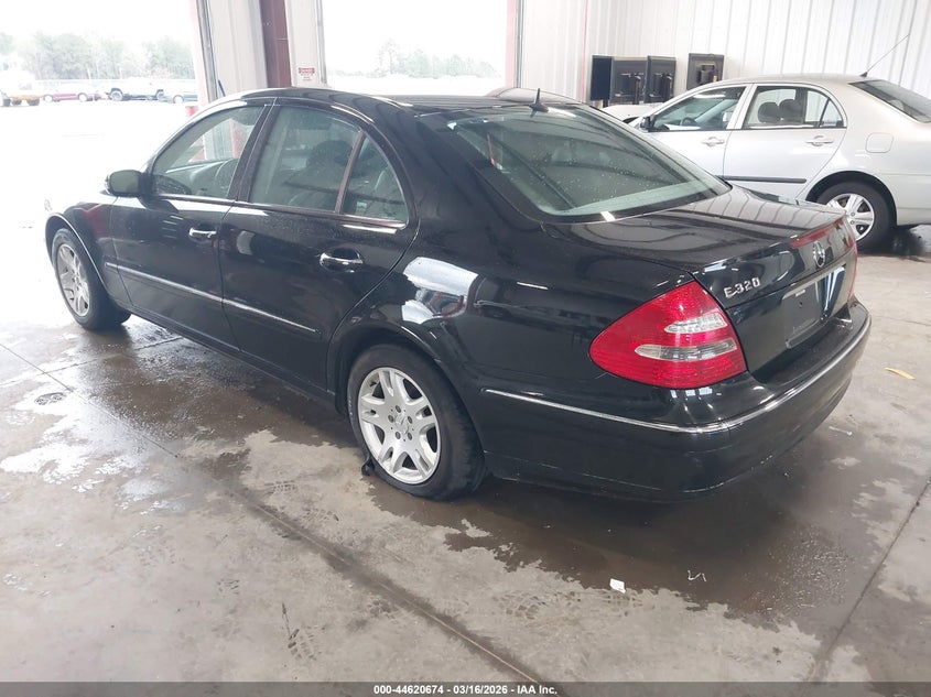 2005 Mercedes-Benz E 320