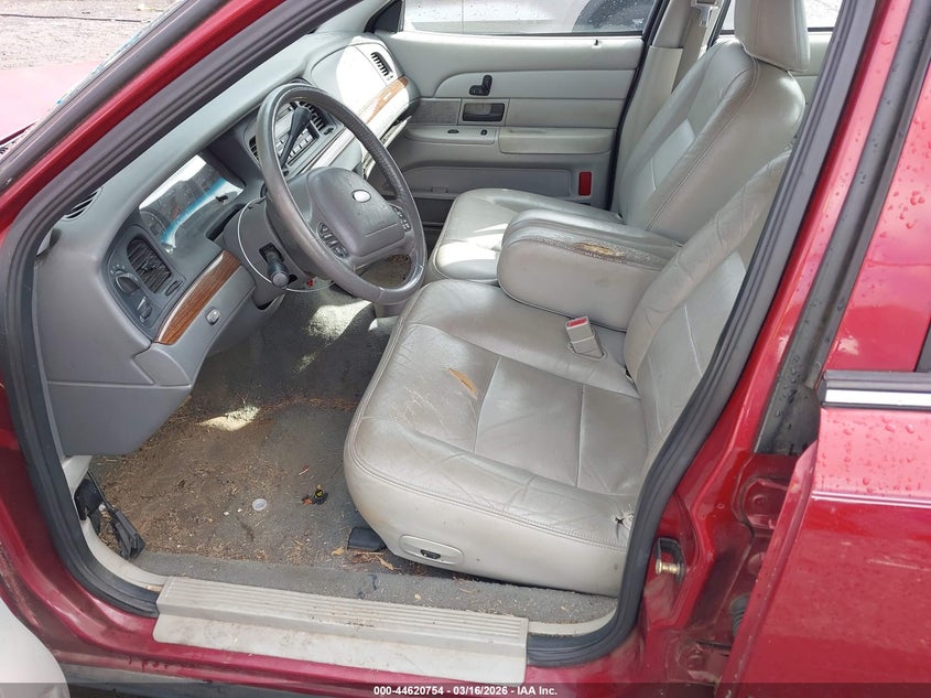 2003 Ford Crown Victoria Lx