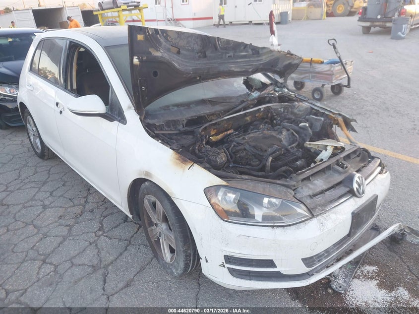 2017 Volkswagen Golf Tsi S 4-Door/Tsi Se 4-Door/Tsi Sel 4-Door/Tsi Wolfsburg Edition 4-Door