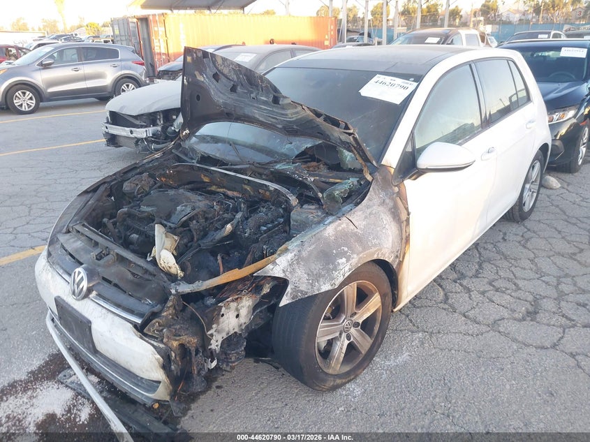 2017 Volkswagen Golf Tsi S 4-Door/Tsi Se 4-Door/Tsi Sel 4-Door/Tsi Wolfsburg Edition 4-Door