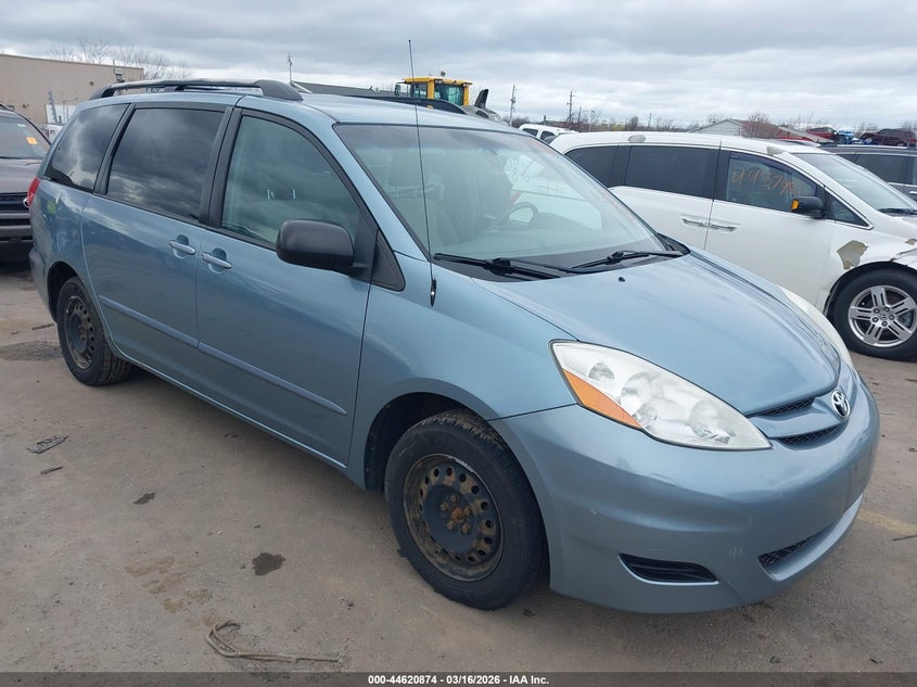 2008 Toyota Sienna Le