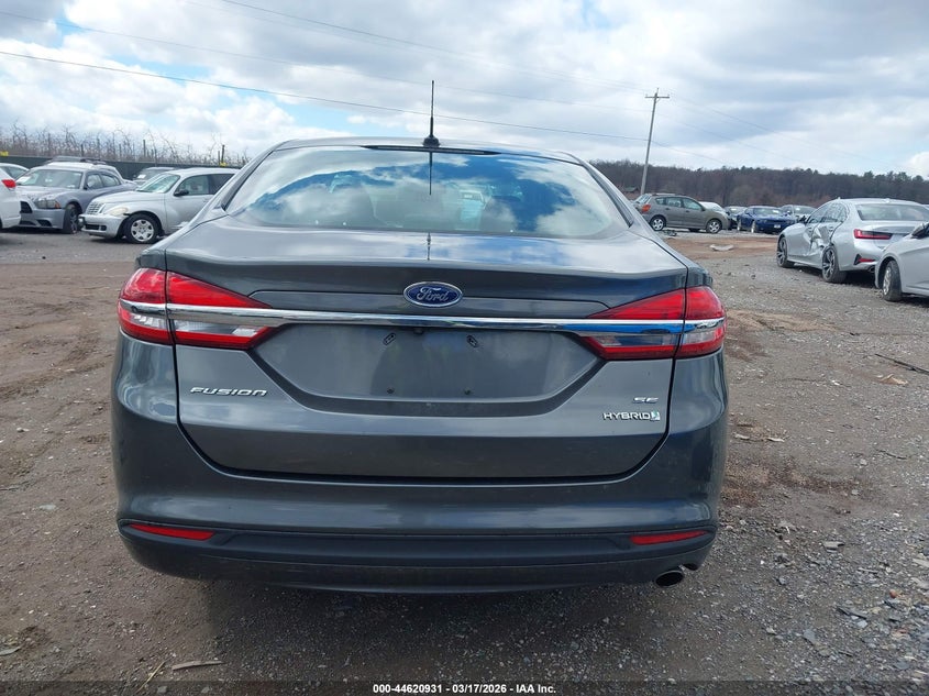 VIN 3FA6P0LU3JR137980 2018 FORD FUSION HYBRID SE