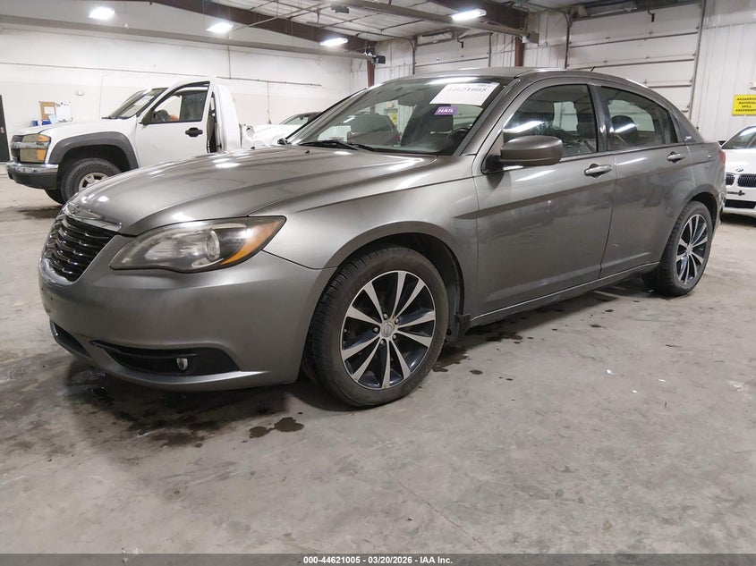 2012 Chrysler 200 Touring