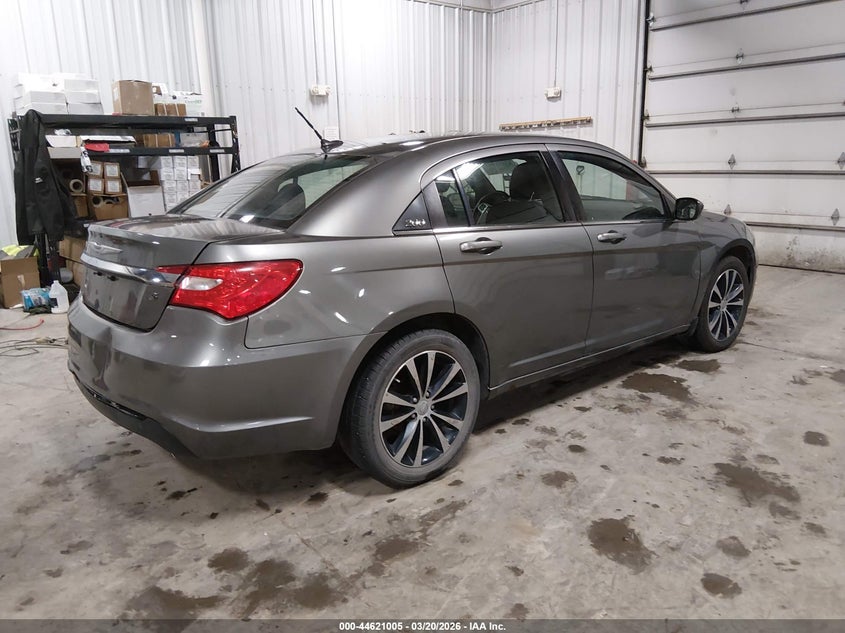 2012 Chrysler 200 Touring