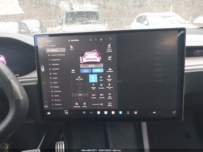 2022 Tesla Model X Dual Motor All-Wheel Drive/Plaid Tri Motor All-Wheel Drive VIN: 7SAXCDE50NF346305 Lot: 44621077