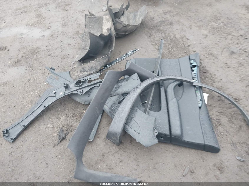 2022 Tesla Model X Dual Motor All-Wheel Drive/Plaid Tri Motor All-Wheel Drive VIN: 7SAXCDE50NF346305 Lot: 44621077