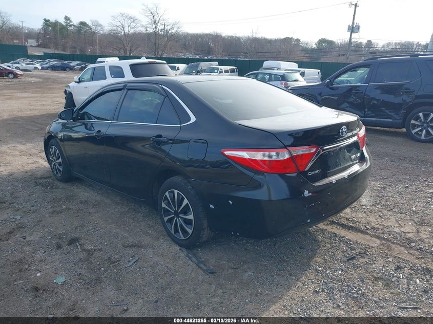 2015 Toyota Camry Hybrid Le