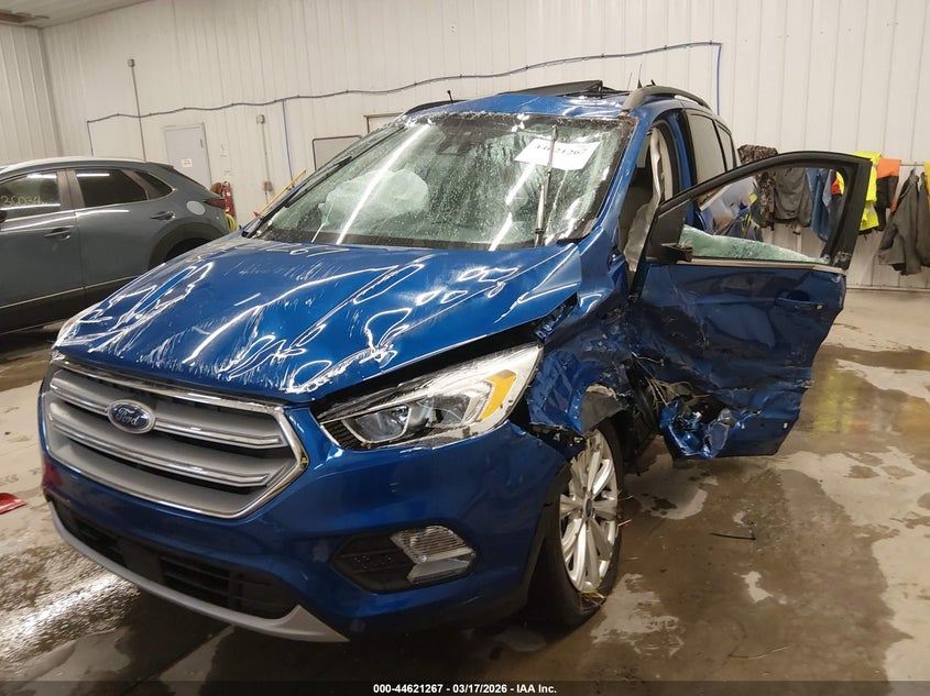VIN 1FMCU9HD2KUB85298 2019 FORD ESCAPE SEL