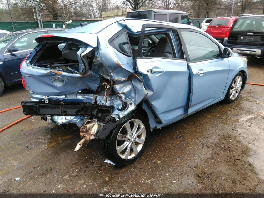 2013 Hyundai Accent Se